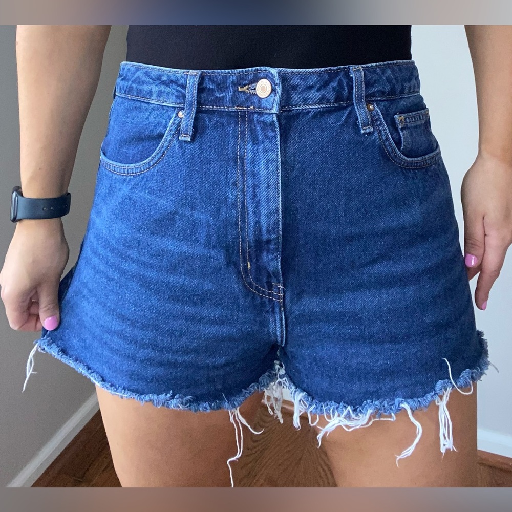 Forever 21 essential Jean shorts